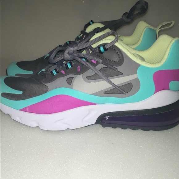 nike react 270 youth